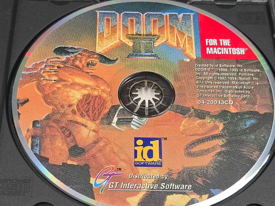 💀 Vintage DOOM II for Macintosh – id Software (CD Release) 💀