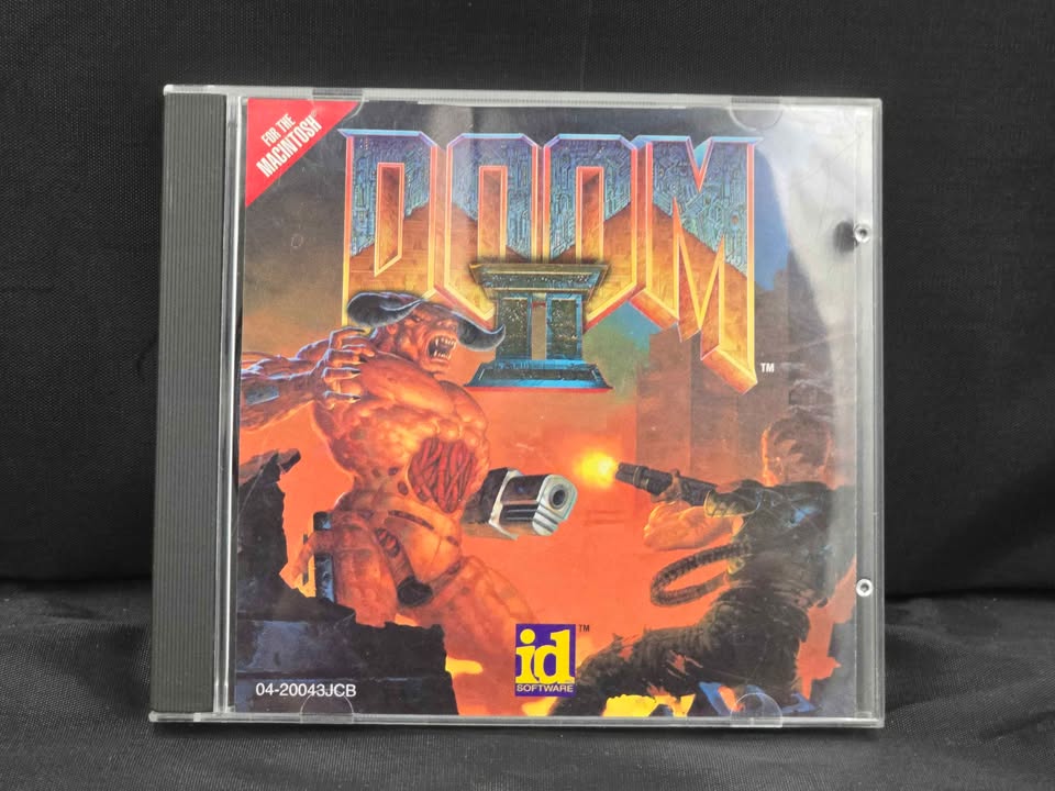 💀 Vintage DOOM II for Macintosh – id Software (CD Release) 💀