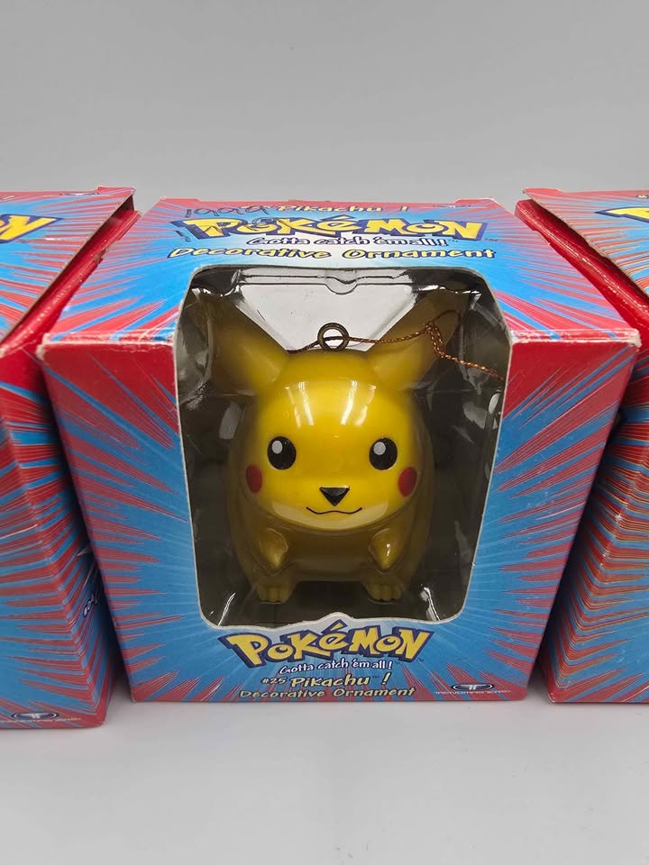 🎄 Vintage 1999 Pokémon Christmas Ornaments – Squirtle, Pikachu & Meowth 🎄